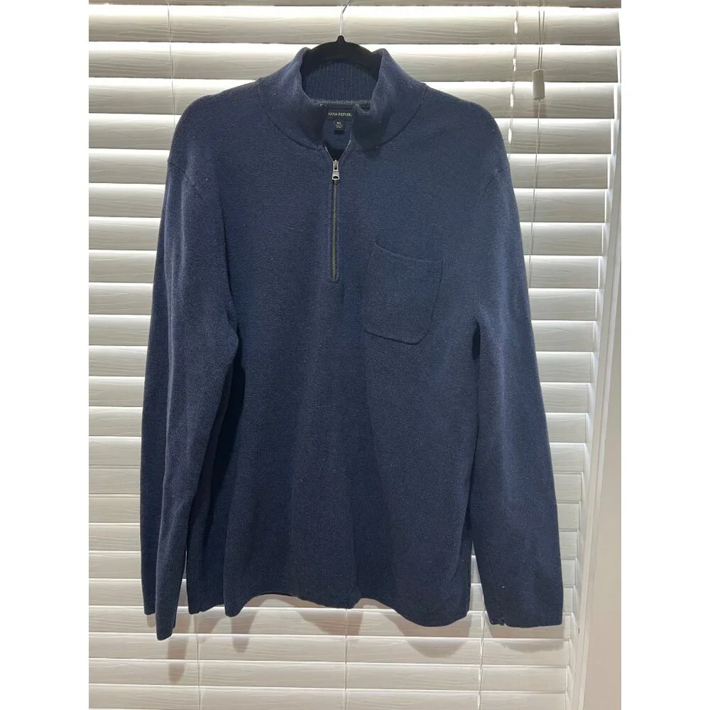 Banana Republic Men's 1/4‎ Zip Sweater - Size XL